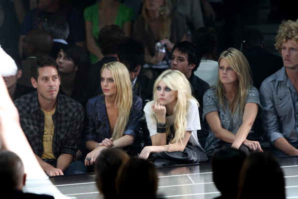  actress Lindsay Lohan, and fellow Gossip Girl and singer, Taylor Momsen.